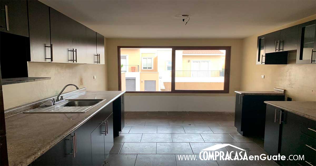 Venta de Casa o Casas, Terrenos, Propiedades, Apartamentos, Inmuebles en Guatemala, zona 11, zona 7, zona 2, zona 18, zona 16, Mixco, Carretera Al Salvador, Fraijanes, Santa Catarina Pinula, Antigua Guatemala, Villa Nueva, Villa Canales, San Miguel Petapa - Venta o Alquiler de Casas En Guatemala